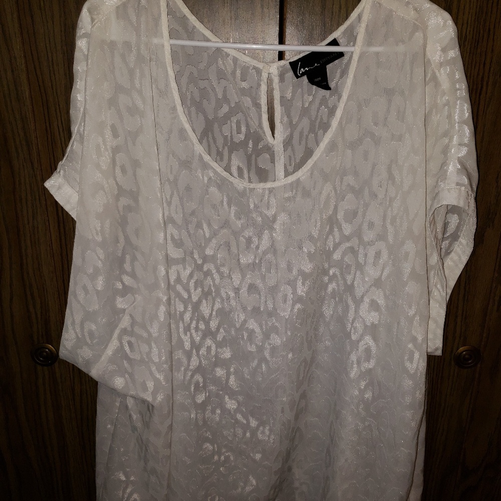26/28 Lane Bryant sheer shirt